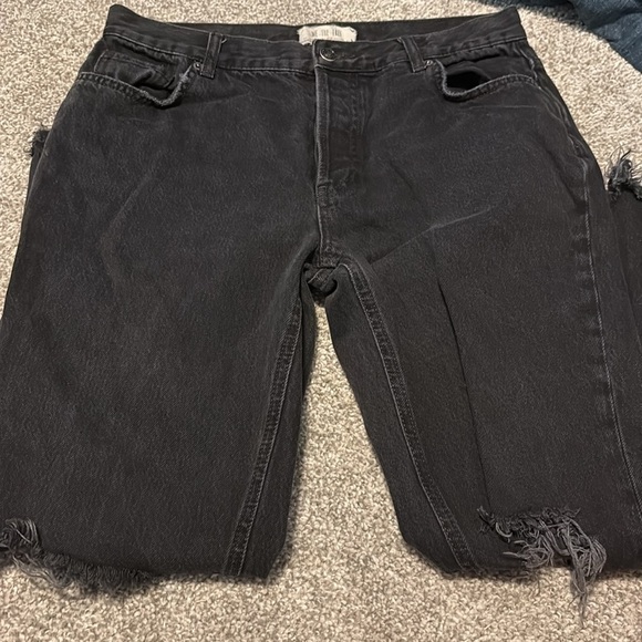 We The Free Black Cropped Jeans with Frayed Hem - Picture 3 of 7